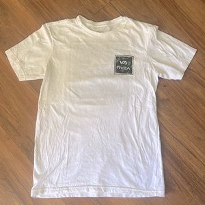 RVCA regular fit camouflage logo t shirt